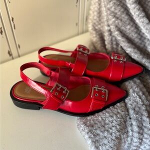 Wild Fable. Women’s 8.5 Peyton buckle sling flats. RED.